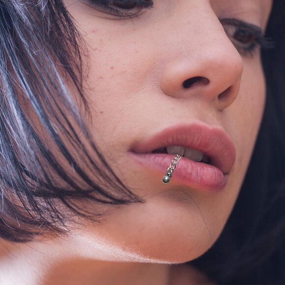 5 Pcs Vertical Labret Lip Piercing Jewelry Set in Stainless Steel with Cubic Zir - Picture 2 of 8